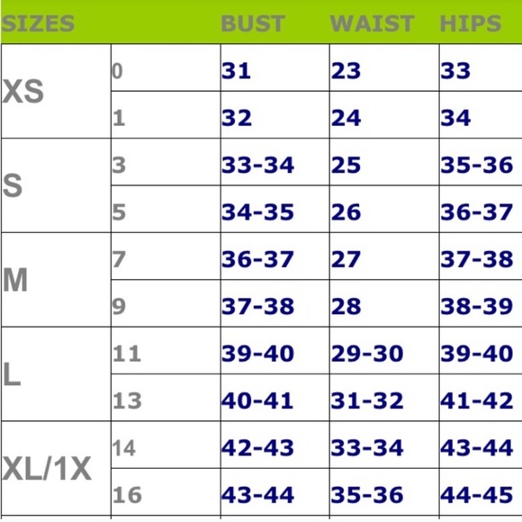 Black Floral Tie Belt Romper - Picture 3 of 3